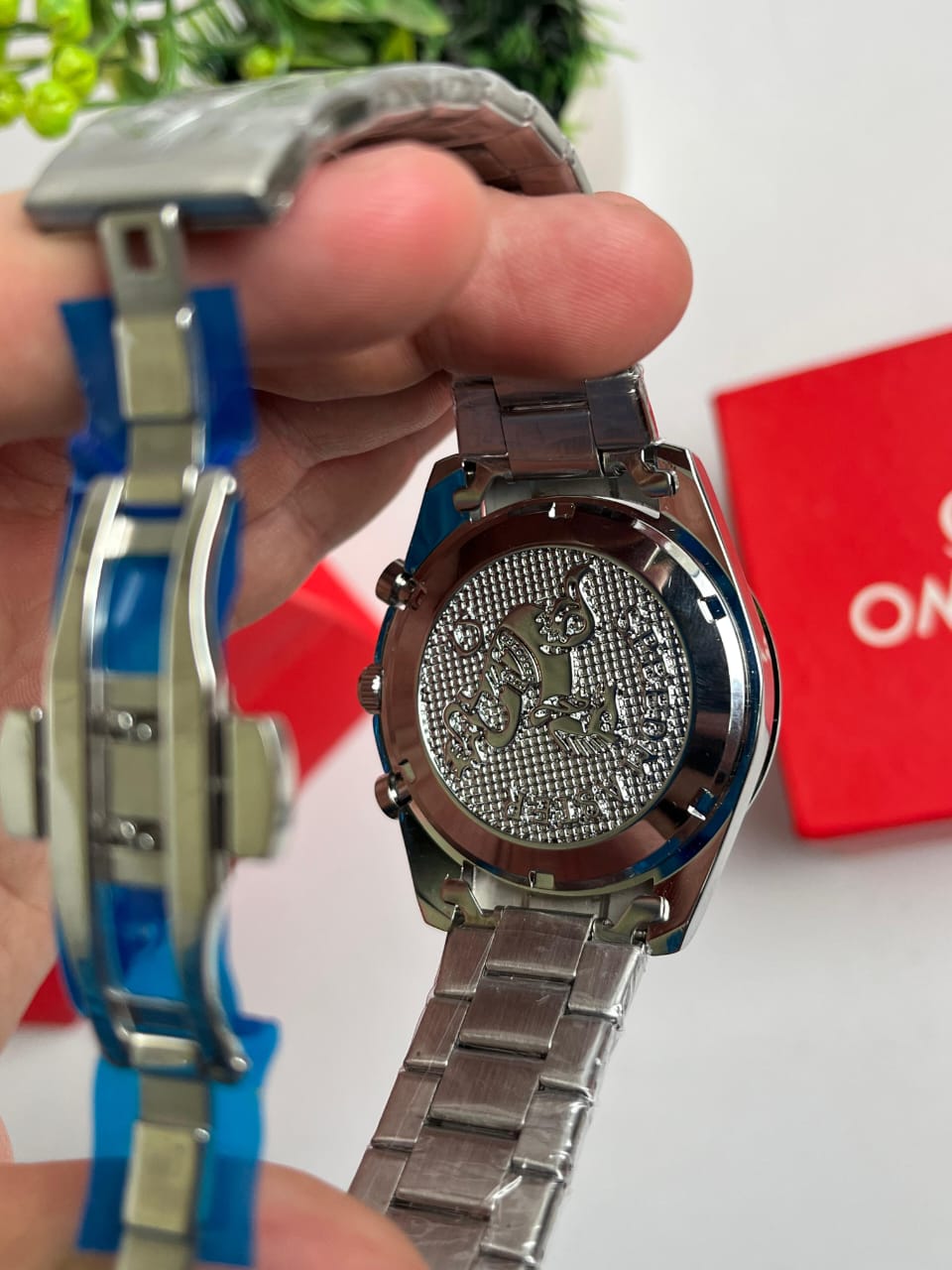 Omega Metal – Black