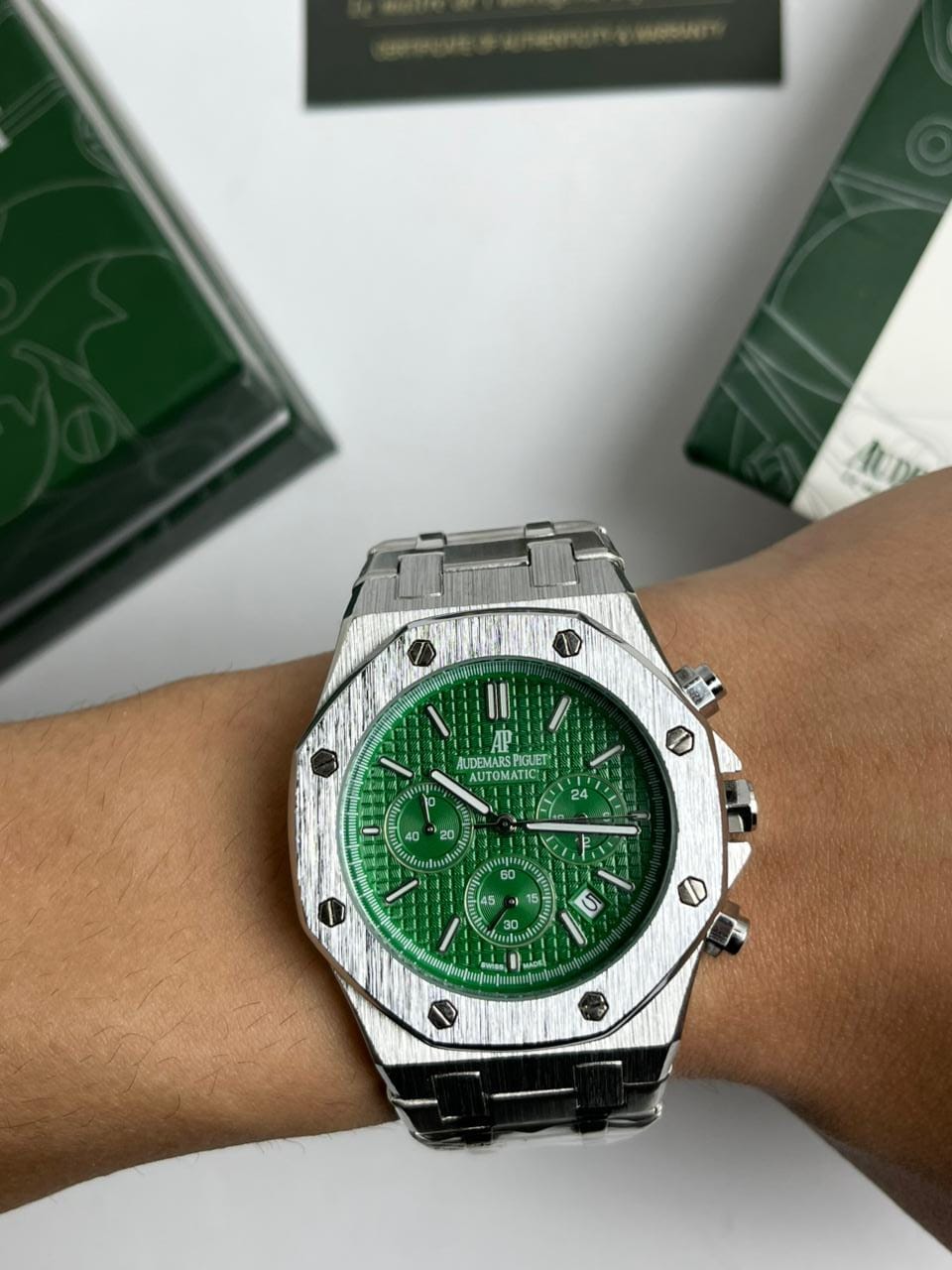 AUDEMARS PIGUT-Green Steel
