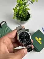 ROLEX OYSTER– BLACK