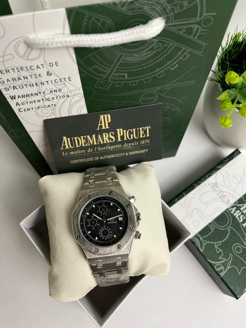 AUDEMARS PIGUT-Black Steel New
