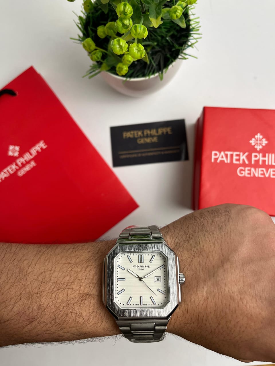 PATEK PHILIPPE-White METAL