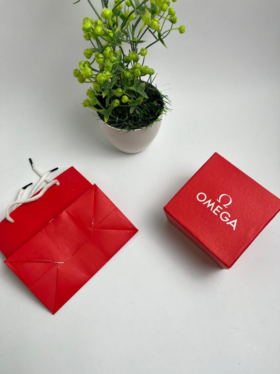 Omega Metal – Black