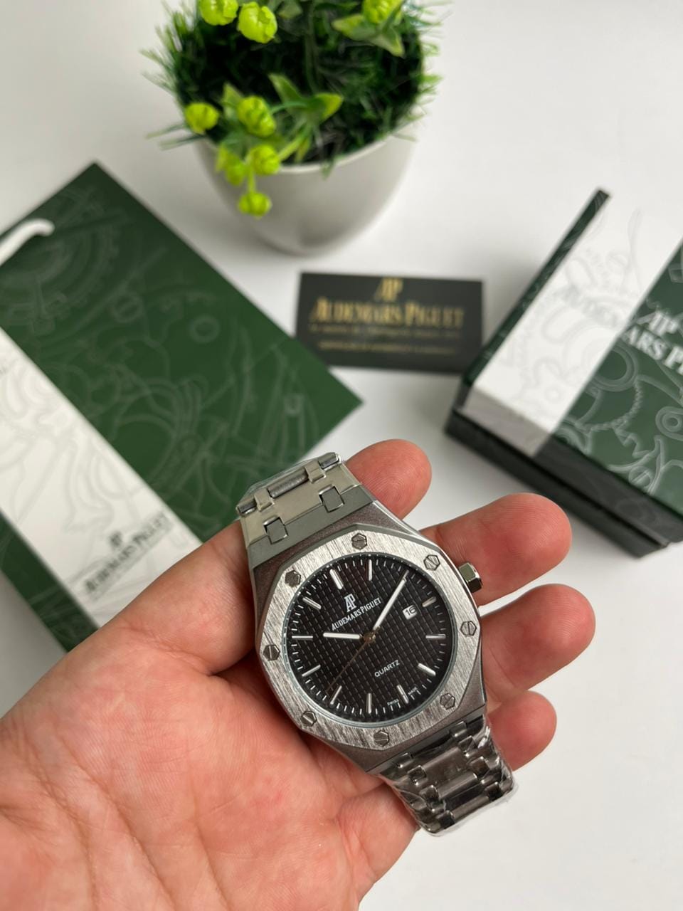 AUDEMARS PIGUT Royal oak-Black