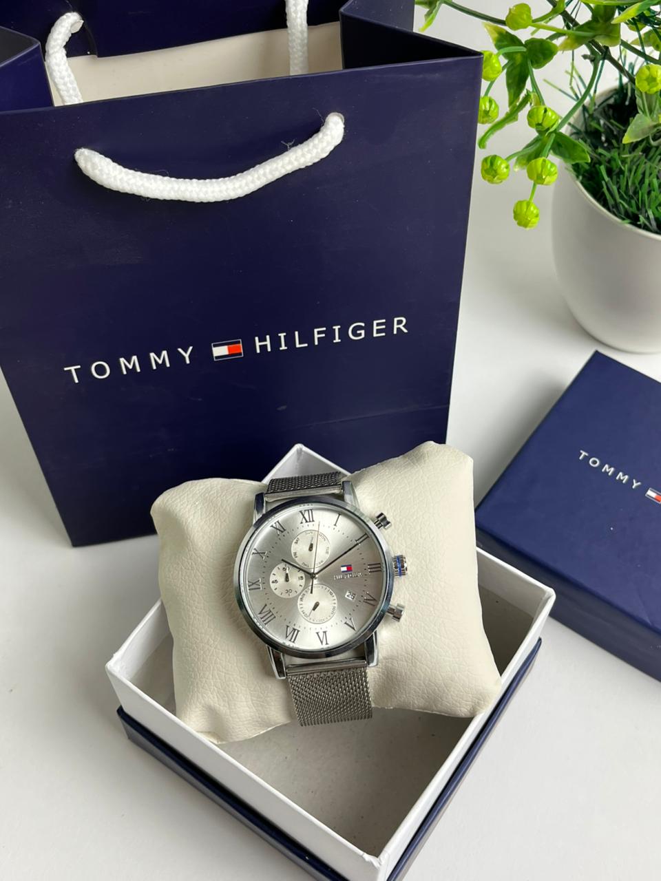 TOMMY - WHITE - METAL