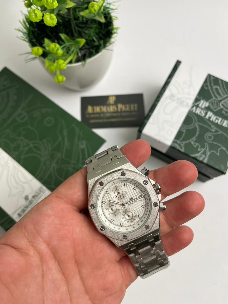 AUDEMARS PIGUT-White Steel New