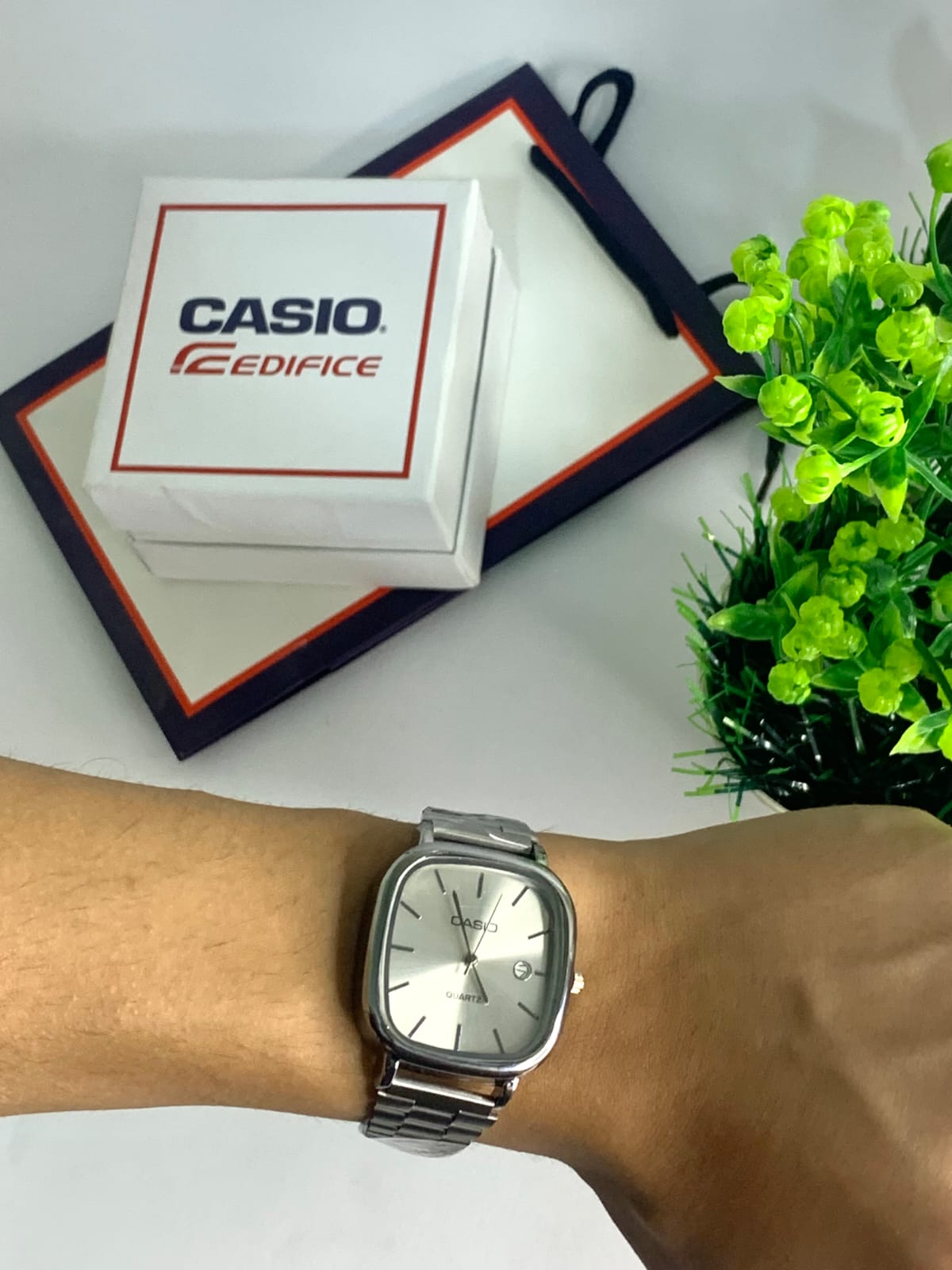 Casio metal – White